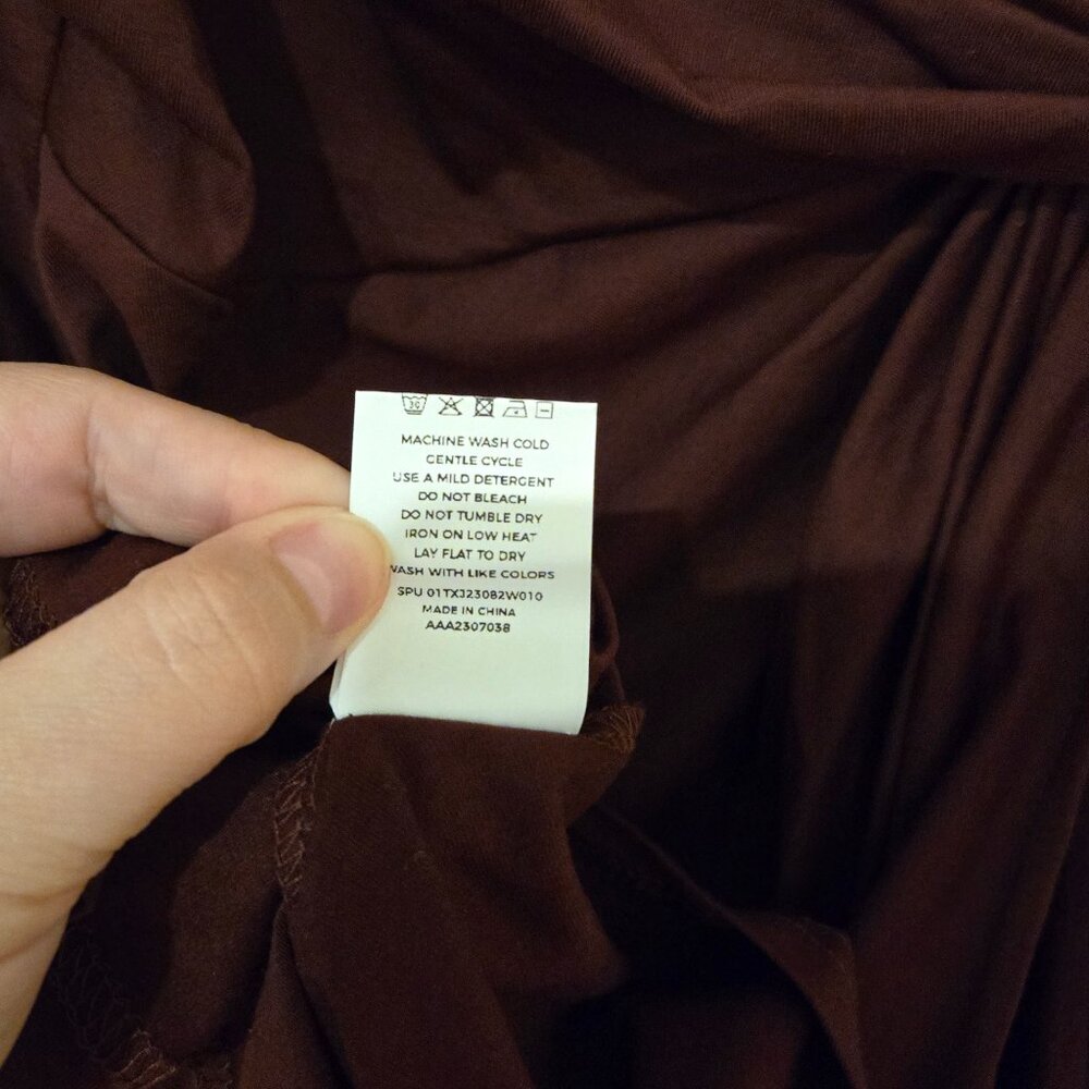 NWT BloomChic burgundy tie-back top - Size 22/24 - Picture 7 of 7